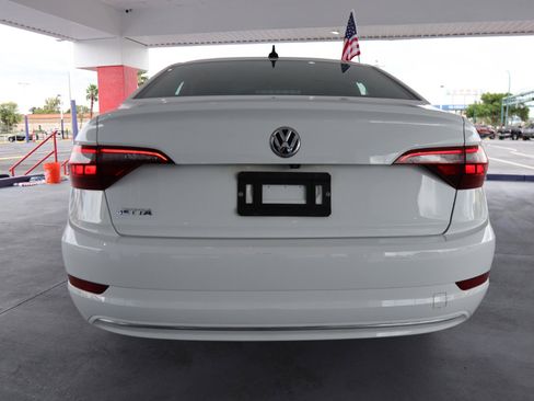 Used 2020 Volkswagen Jetta S w/ Driver Assistance Package image 7