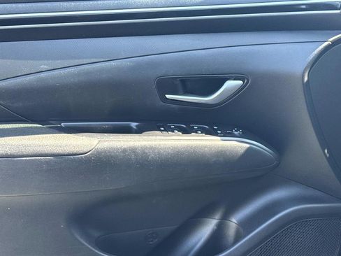 Used 2024 Hyundai Tucson SE image 16