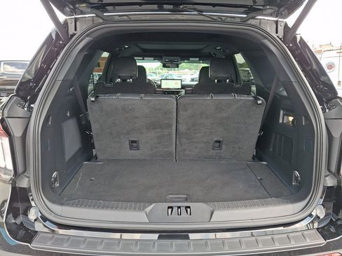 Used 2025 Ford Explorer ST-Line w/ Premium Package AWD/4WD image 30