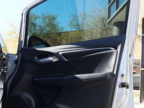 Used 2019 Honda Fit EX-L image 33