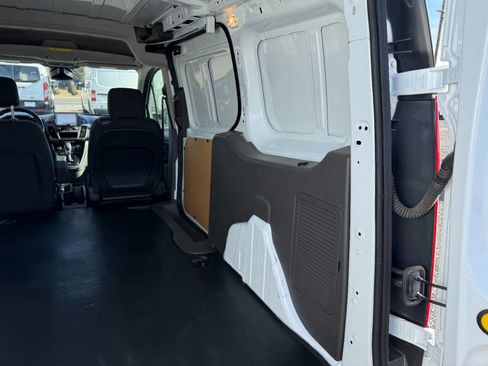 Used 2021 Ford Transit Connect XL image 20