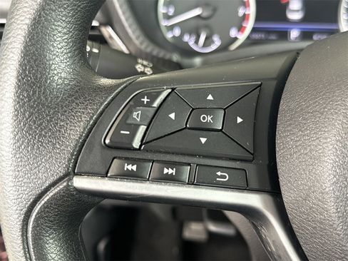 Used 2023 Nissan Sentra SV image 19