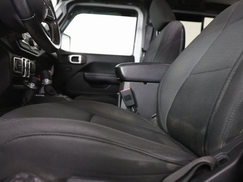 Used 2020 Jeep Gladiator Sport w/ Quick Order Package 24S image 10