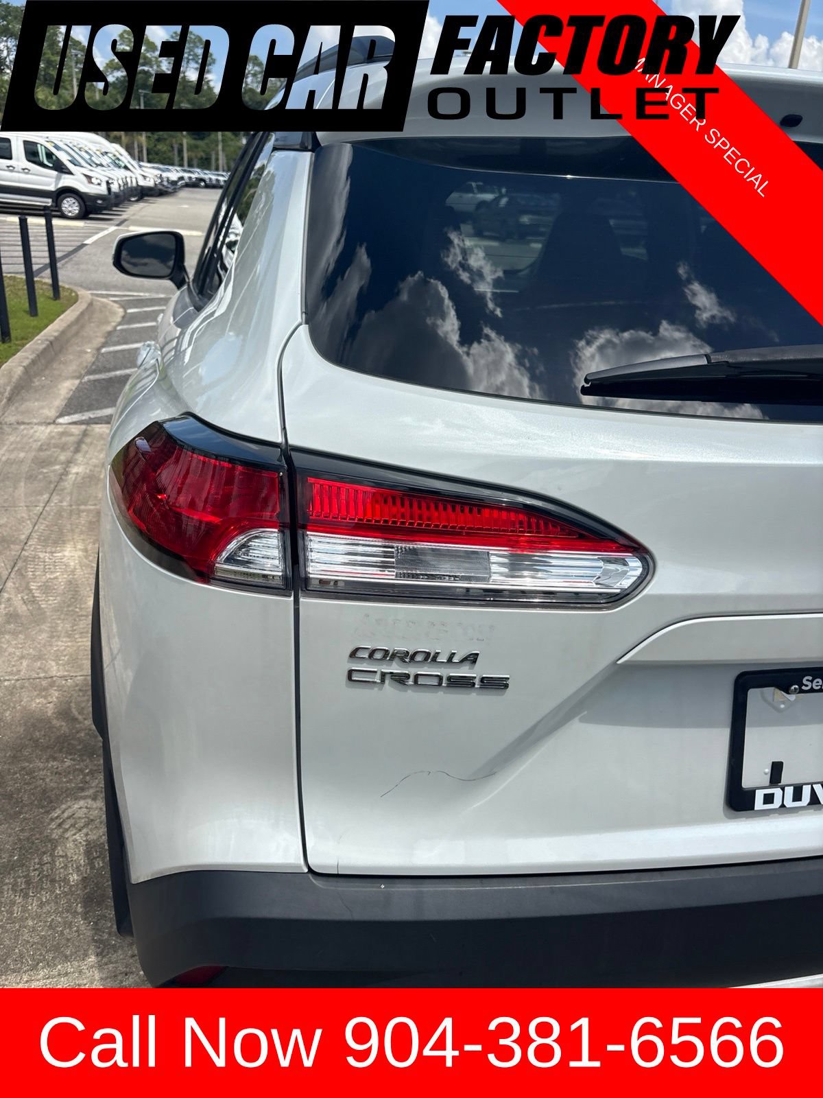 Used 2024 Toyota Corolla Cross LE w/ Moonroof Package FWD image 8