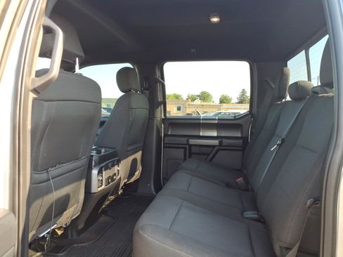 Used 2020 Ford F150 XLT w/ Equipment Group 302A Luxury AWD/4WD image 19