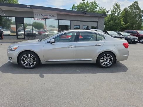 Used 2014 Kia Cadenza Premium w/ Luxury Package FWD image 4