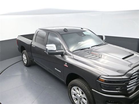 New 2025 RAM 2500 Laramie image 9