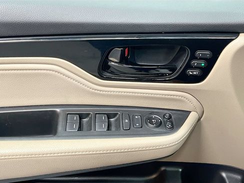 Used 2022 Honda Odyssey Elite image 18