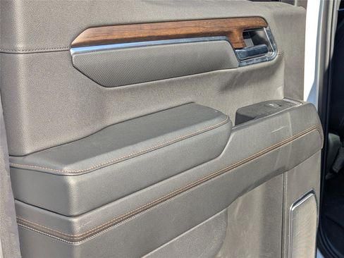 Used 2025 Chevrolet Silverado 1500 High Country image 49