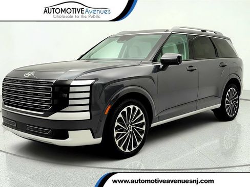 Used 2026 Hyundai Palisade Calligraphy FWD image 1