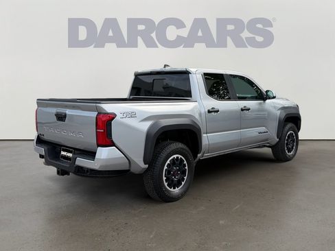 Certified 2025 Toyota Tacoma TRD Off-Road w/ TRD Off Road Upgrade Package AWD/4WD image 7