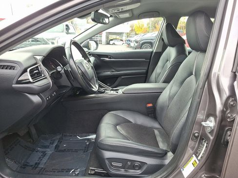 Used 2023 Toyota Camry XSE image 13