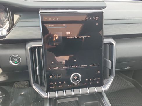 New 2026 GMC Acadia AT4 w/ Luxury Package image 23