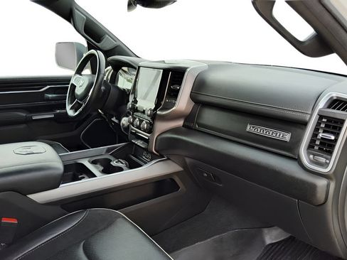 Used 2023 RAM 1500 Laramie AWD/4WD image 36