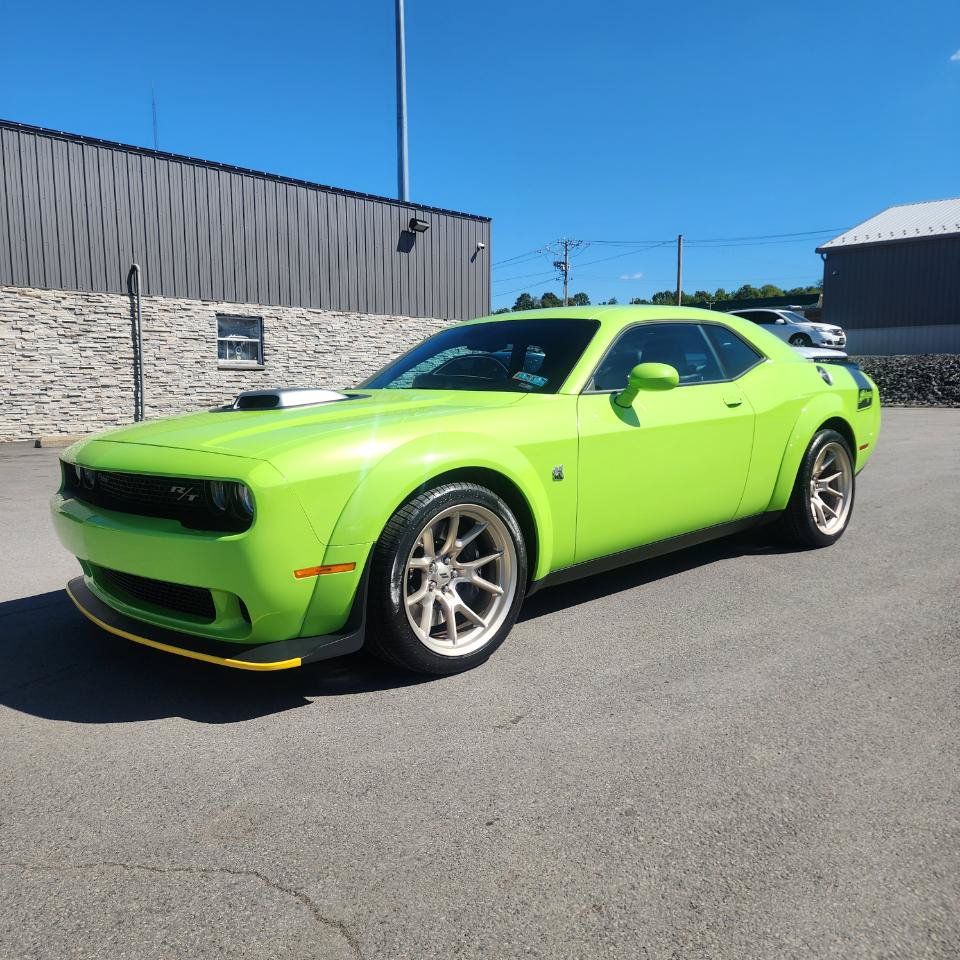 Used 2023 Dodge Challenger R/T Scat Pack RWD image 3