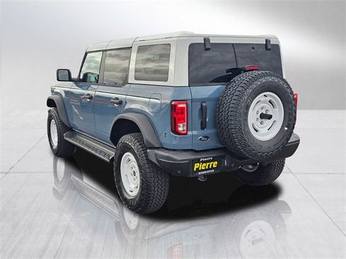 New 2025 Ford Bronco Heritage Edition image 4