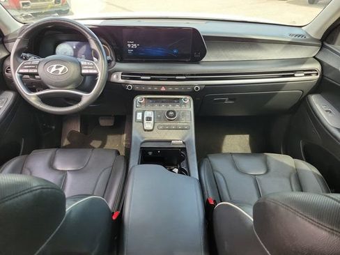 Used 2024 Hyundai Palisade Limited FWD image 14