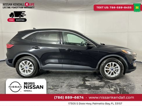 Used 2021 Ford Escape SE w/ Cold Weather Package image 13
