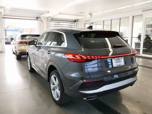 New 2025 Audi Q5 2.0T Premium Plus image 4