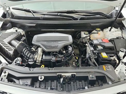 Certified 2024 Cadillac XT5 Premium Luxury w/ LPO, Floor Liner Package image 25