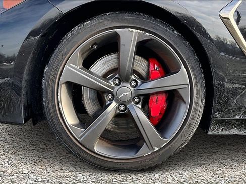 Used 2019 Genesis G70 3.3T Advanced w/ Sport Package image 9