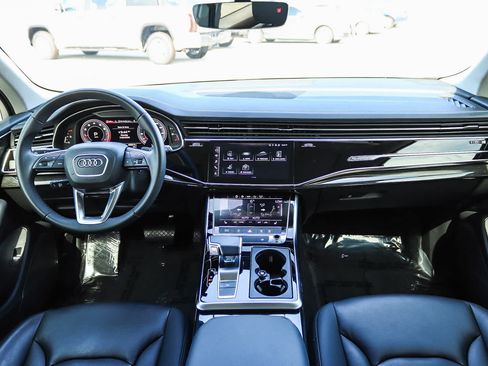 Used 2023 Audi Q7 2.0T Premium AWD/4WD image 16