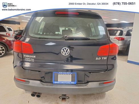 Used 2013 Volkswagen Tiguan SE image 16