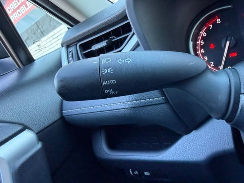 Used 2024 Toyota RAV4 XLE image 28