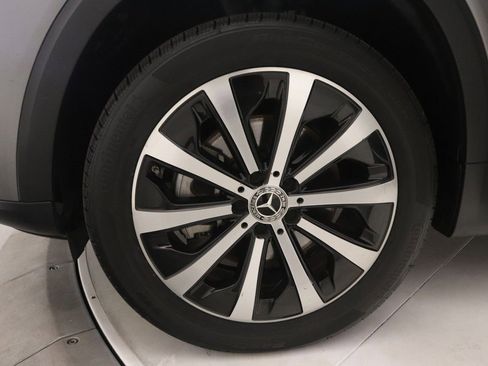 Certified 2022 Mercedes-Benz GLB 250 image 29