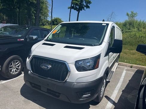 Used 2025 Ford Transit 250 Low Roof w/ Exterior Upgrade Package RWD image 5