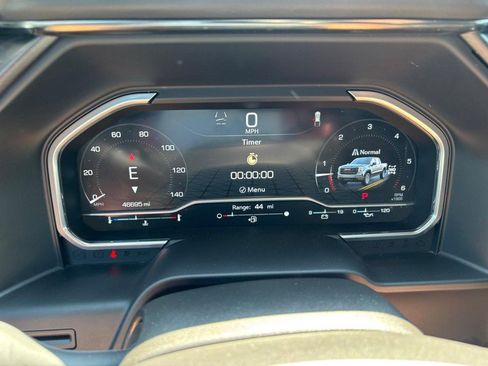 Used 2023 GMC Sierra 1500 AT4 w/ AT4 Preferred Package AWD/4WD image 19