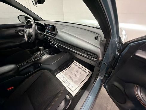 Used 2025 Honda HR-V Sport image 26