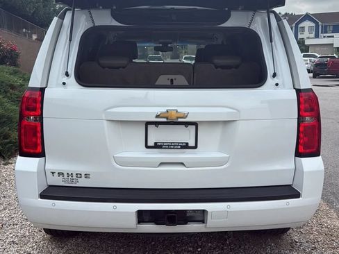 Used 2017 Chevrolet Tahoe LS w/ All-Season Package RWD image 10