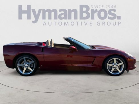 Used 2006 Chevrolet Corvette Convertible w/ Preferred Equipment Group image 2