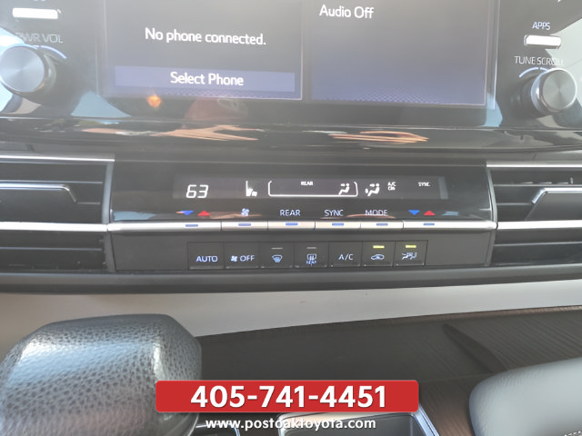Used 2022 Toyota Sienna LE FWD image 19