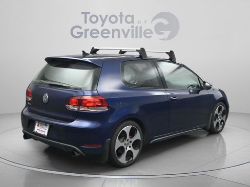 Used 2012 Volkswagen Golf 2-Door FWD image 12