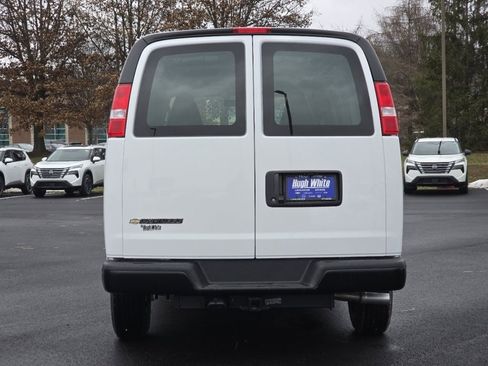 New 2025 Chevrolet Express 2500 image 7