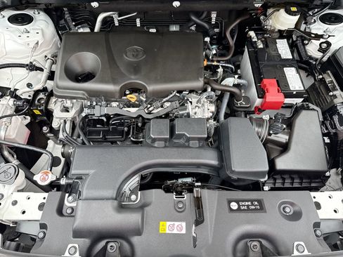 Certified 2025 Toyota RAV4 LE FWD image 17