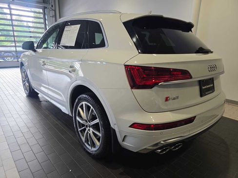 Used 2021 Audi SQ5 Prestige w/ Prestige Package AWD/4WD image 3