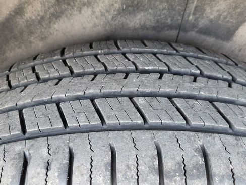 Certified 2022 GMC Acadia SLT w/ Technology Package image 32