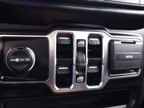 Used 2023 Jeep Wrangler Unlimited w/ Sun & Screen Package AWD/4WD image 25