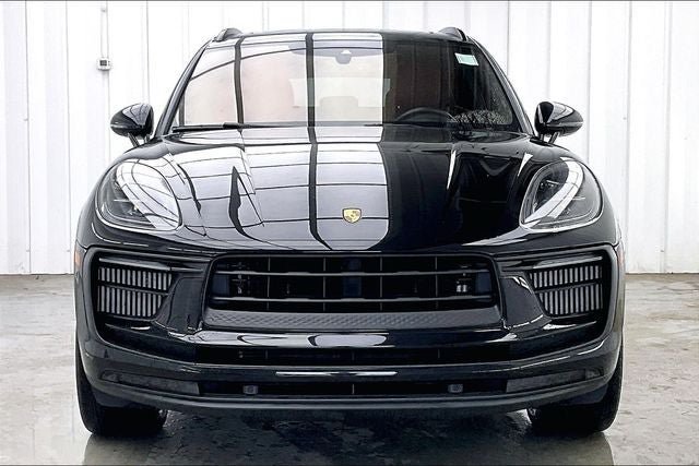 Used 2022 Porsche Macan S AWD/4WD image 3