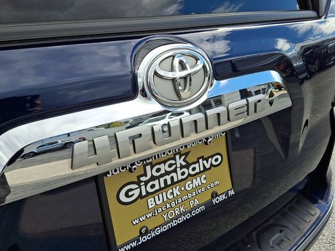 Used 2023 Toyota 4Runner Limited image 30