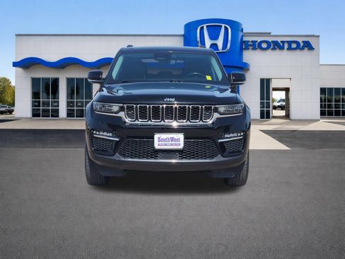 Used 2022 Jeep Grand Cherokee Limited RWD image 6