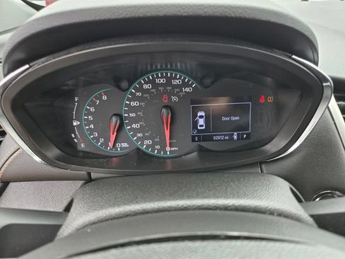 Used 2020 Chevrolet Trax LT w/ Redline Edition FWD image 33