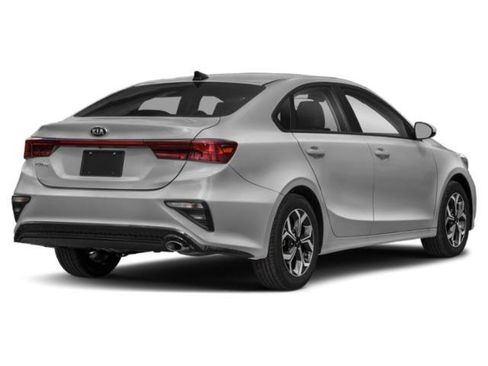 Used 2021 Kia Forte LXS FWD image 2