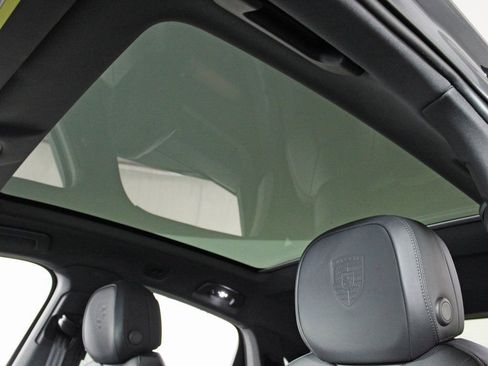 Certified 2025 Porsche Cayenne S image 20