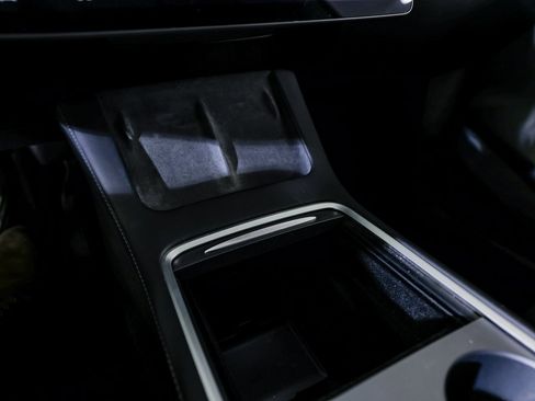 Used 2021 Tesla Model Y Long Range image 19