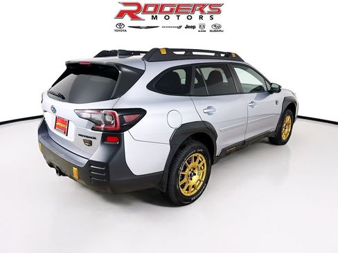 Used 2024 Subaru Outback Wilderness w/ Wilderness Package image 7