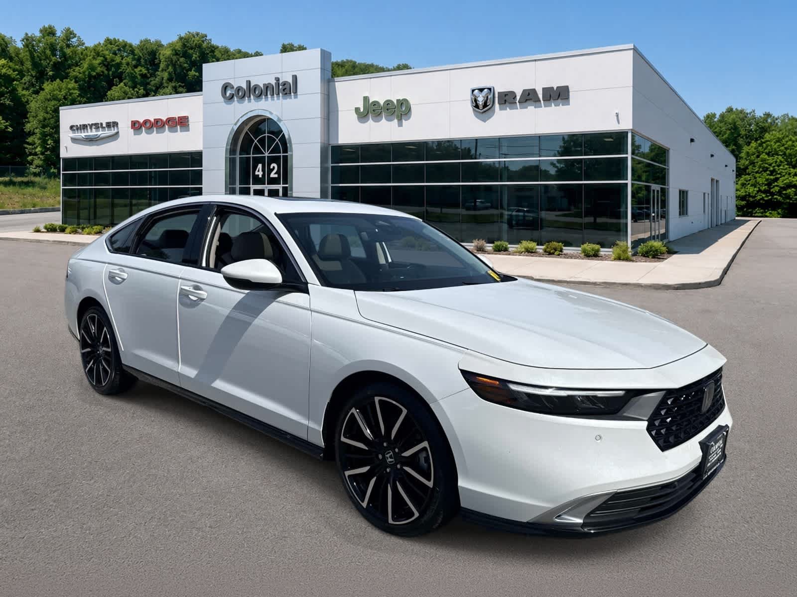Used 2023 Honda Accord Touring image 10